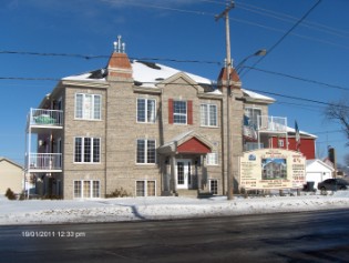 Immeubles de six condominums plan renovation